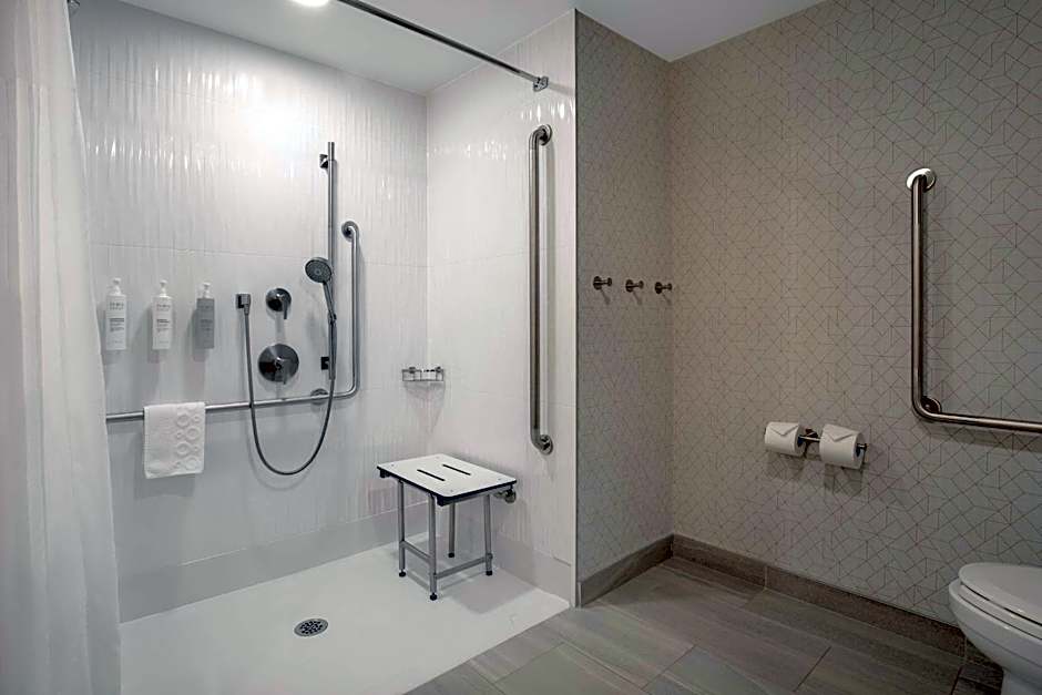 Home2 Suites by Hilton Thunder Bay