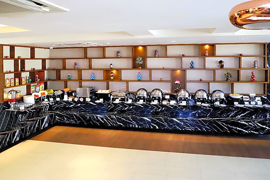 Quality Inn Patria Suites, Rajkot