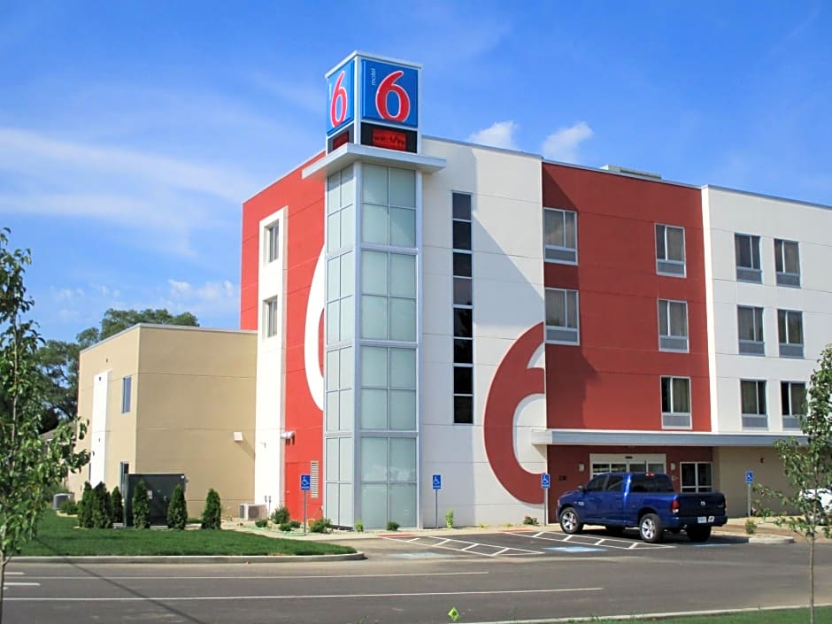 Motel 6-South Bend, IN - Mishawaka