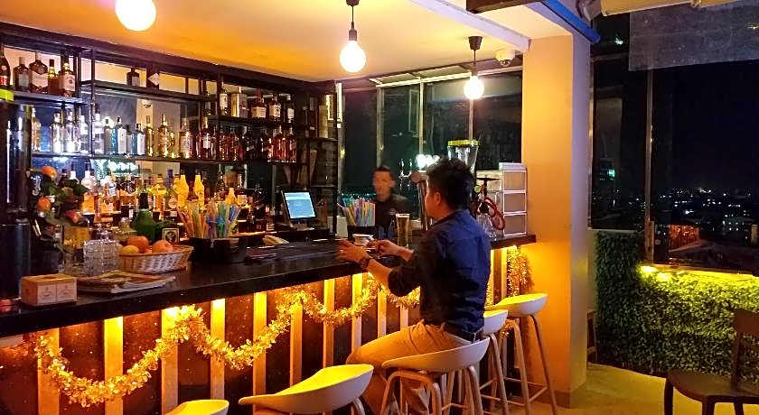 Hotel Broadway Yangon