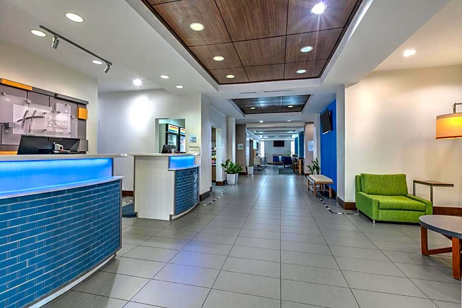 Holiday Inn Express Hotel & Suites Clute-Lake Jackson By IHG