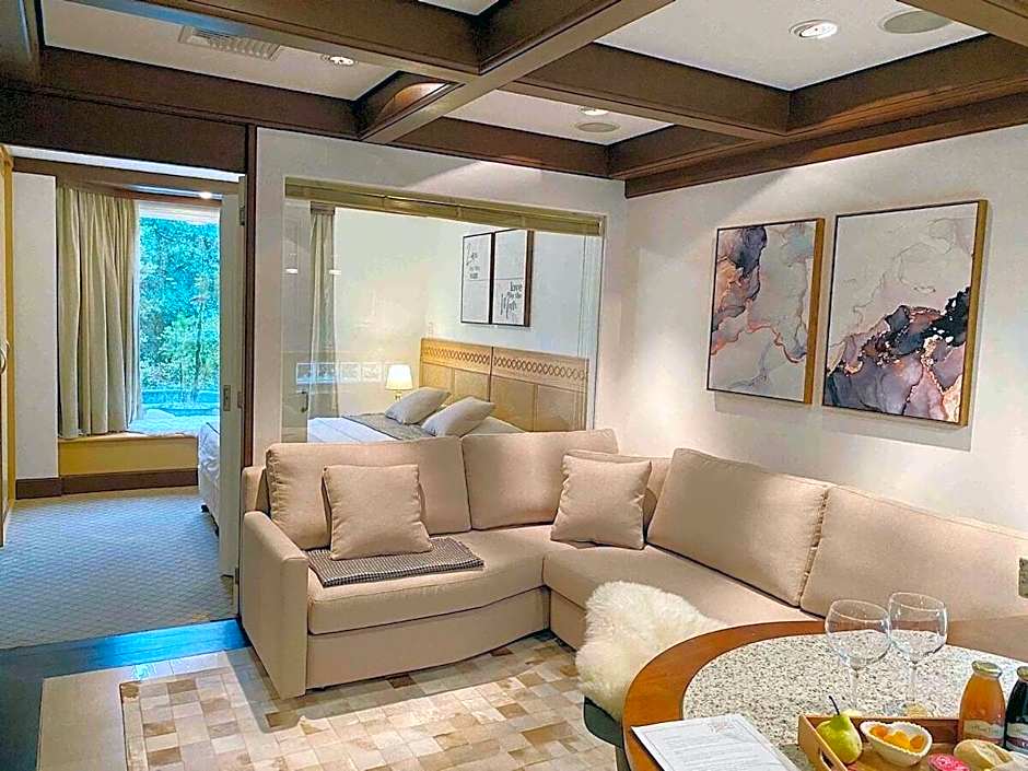 Luxuoso Studio 2007 Laje de Pedra Gramado Canela