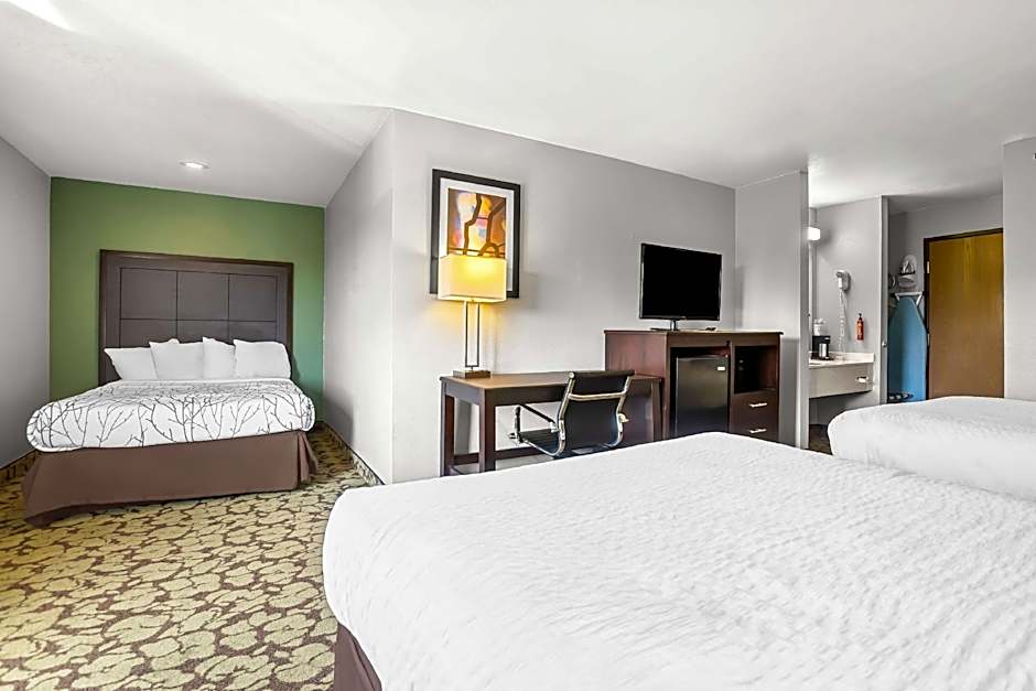SureStay Plus Hotel by Best Western Bettendorf