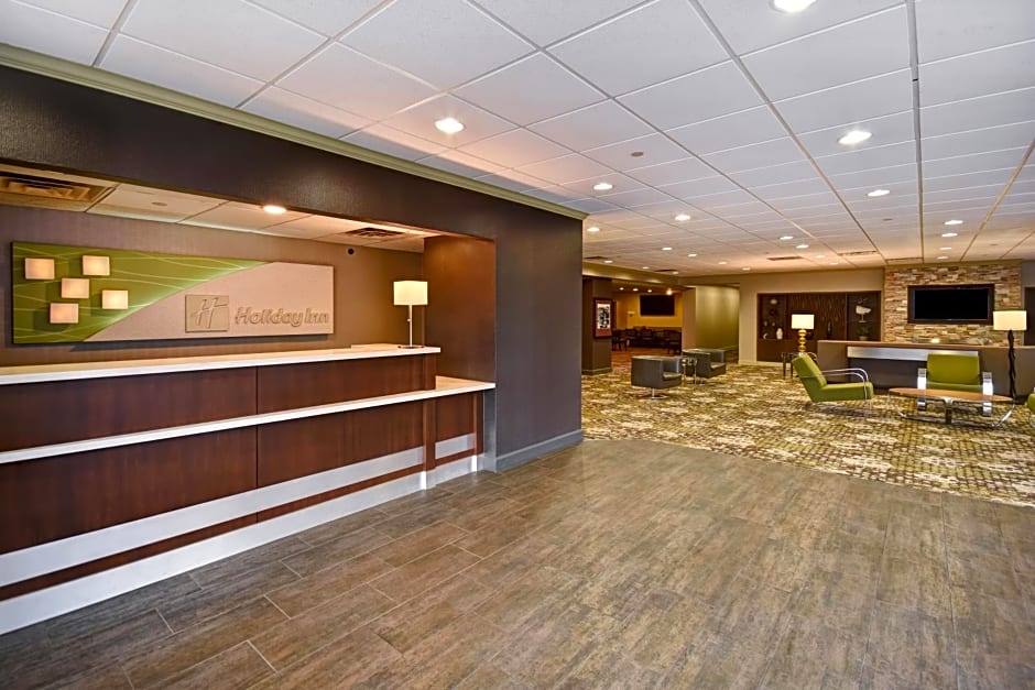 Holiday Inn Cincinnati-Riverfront