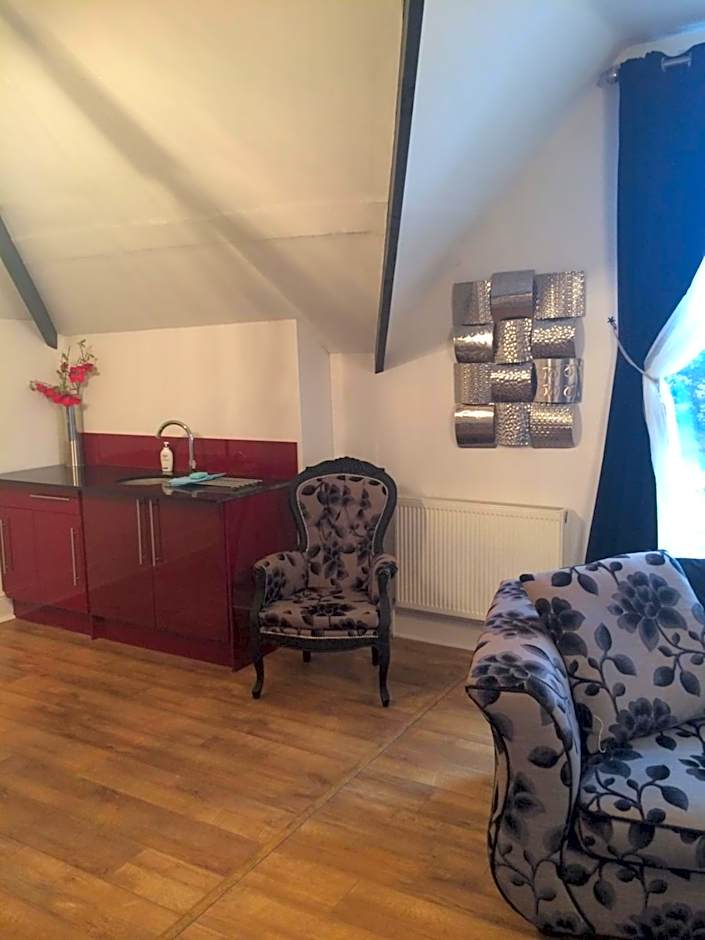 The Whittington & Cat