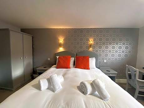 Double Room with Lake View