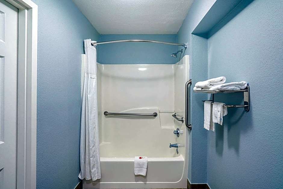 Baymont by Wyndham Gallatin