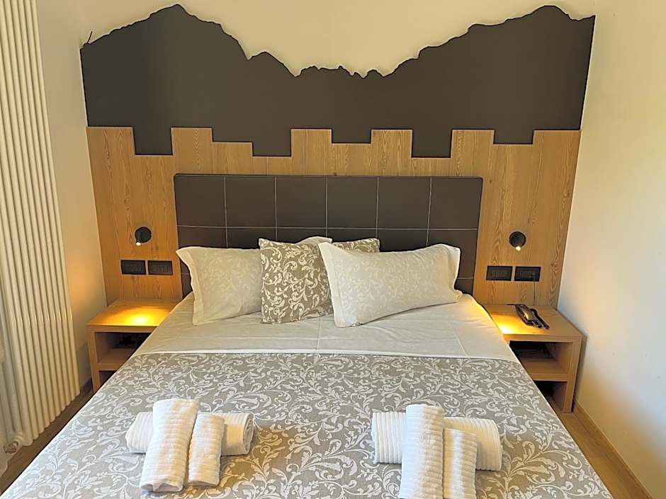 Hotel alle Rose Family inspired garden and SPA