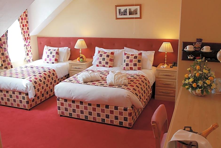 Saxonville Hotel