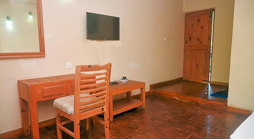 Chitwan Paradise Hotel