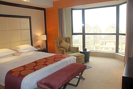 1 King Bed Executive Room