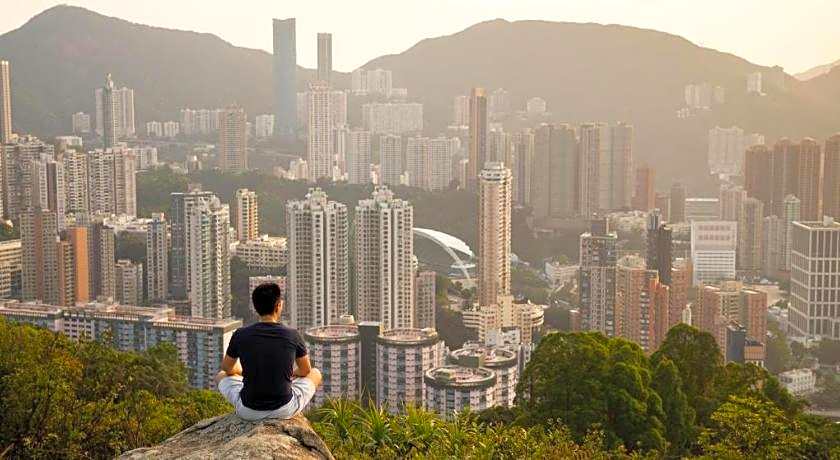 M1 North Point Hotel