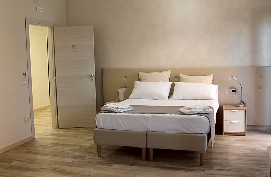 Michelangelo Home B&B