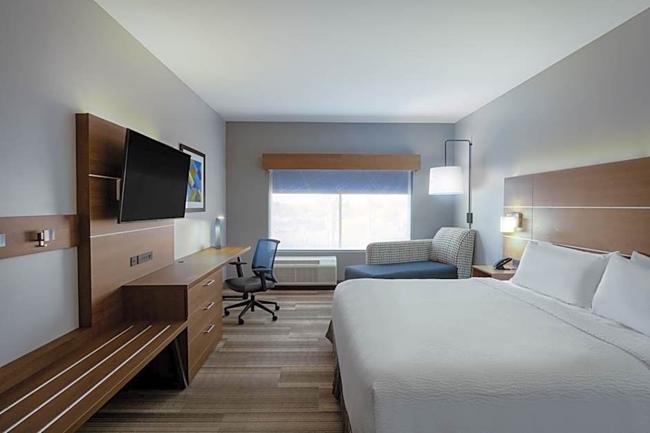 Holiday Inn Express and Suites Gilbert Mesa Gateway Airport By IHG