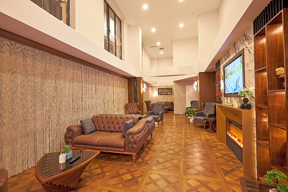 Operla Airport Hotels, Trademark Collection by Wyndham