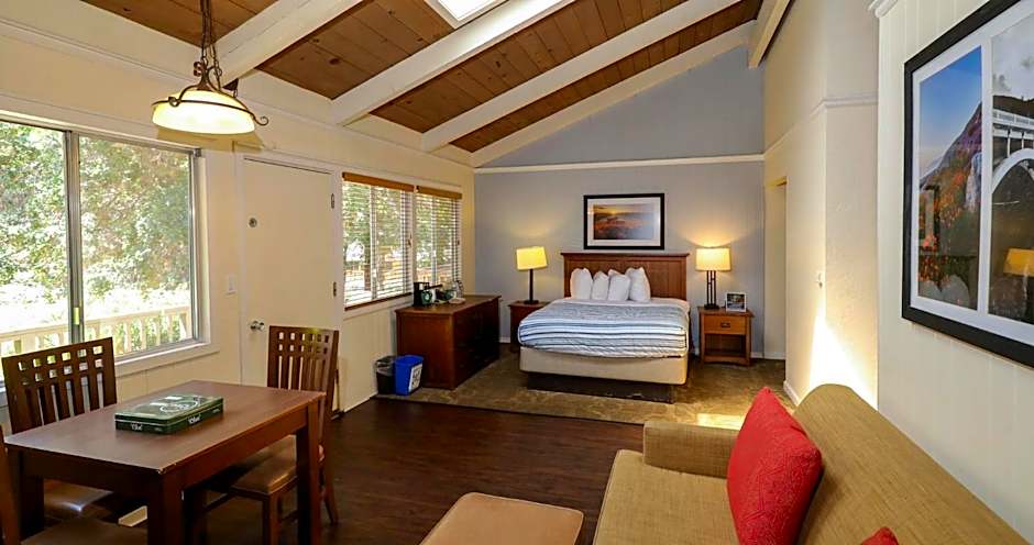 Big Sur Lodge
