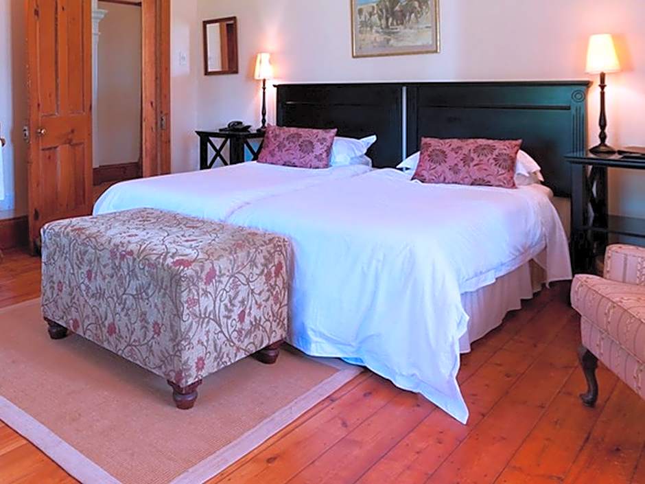 Leeuwenbosch Country House - Amakhala Game Reserve