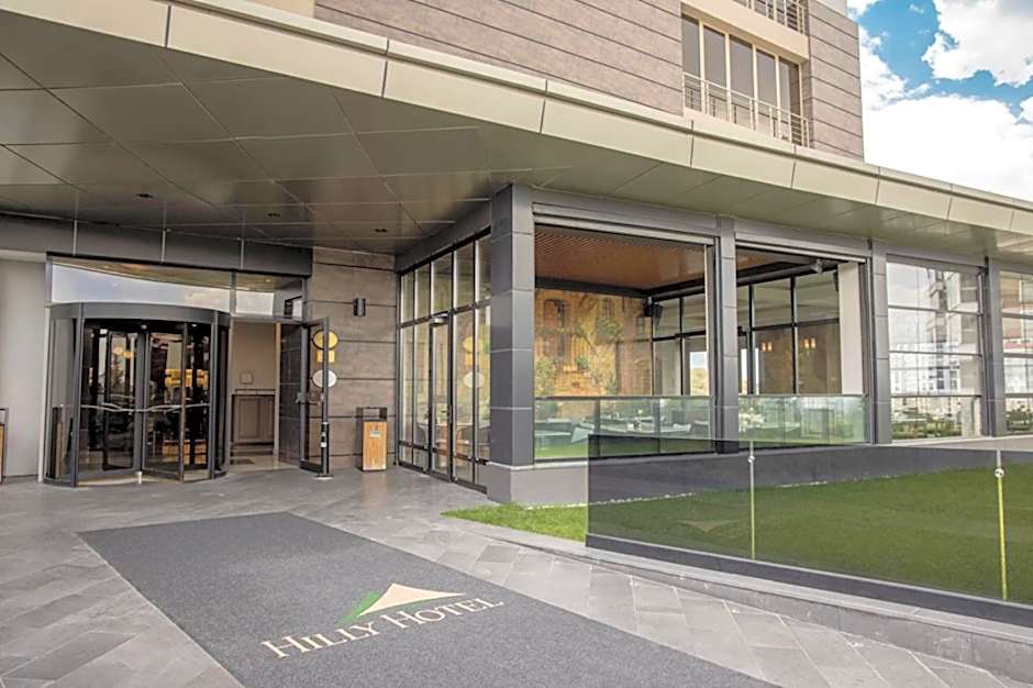 Hilly Hotel