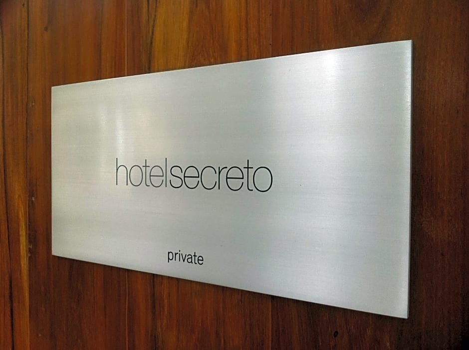 Hotel Secreto