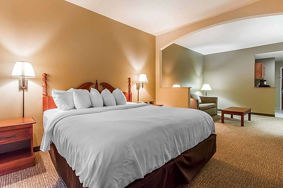 Quality Suites New Iberia