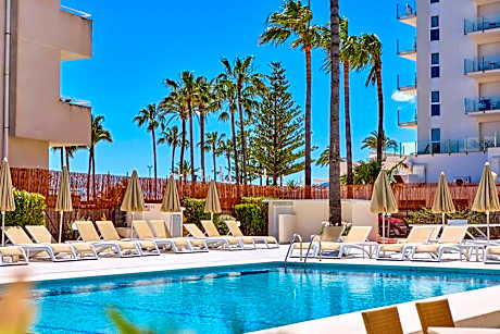 Universal Hotel Bikini