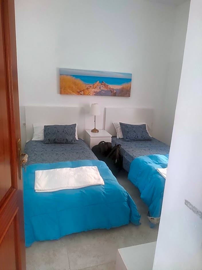 Alba 2 apartamento y Alba 3 habitación con baño