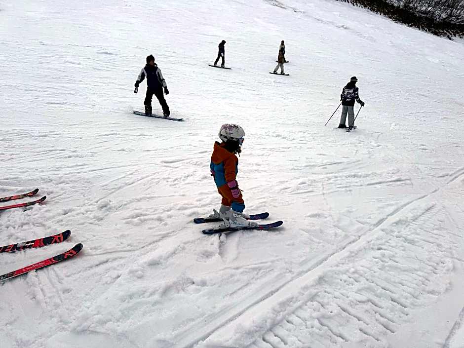 Ishiuchi Ski Center