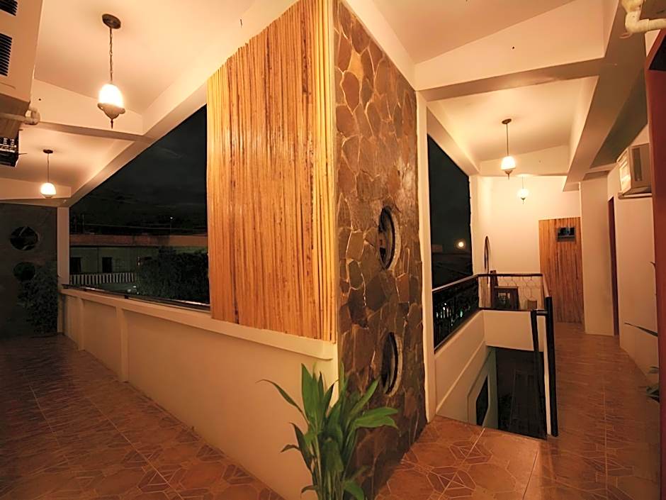 Antonios Pension House