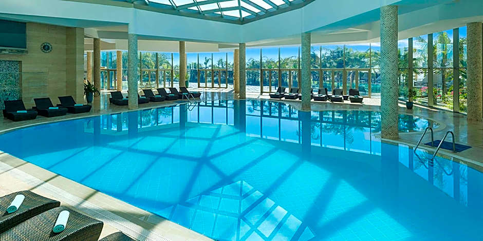 Noahs Ark Deluxe Hotel Spa