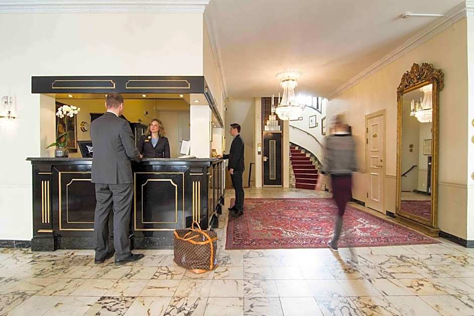 Mayfair Hotel Tunneln