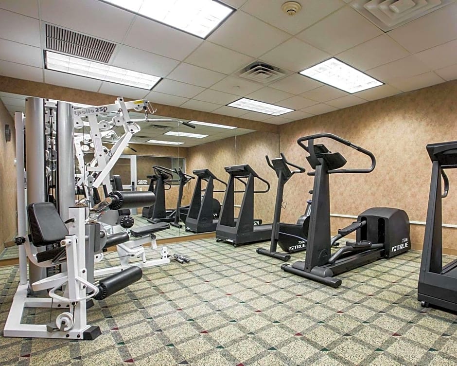 Comfort Inn & Suites Hawthorne