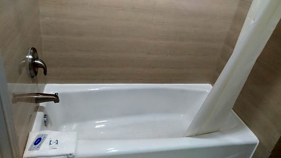 Haven Inn & Suites Downtown Houston.