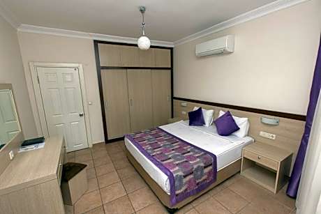 Deluxe Family Room - Annex