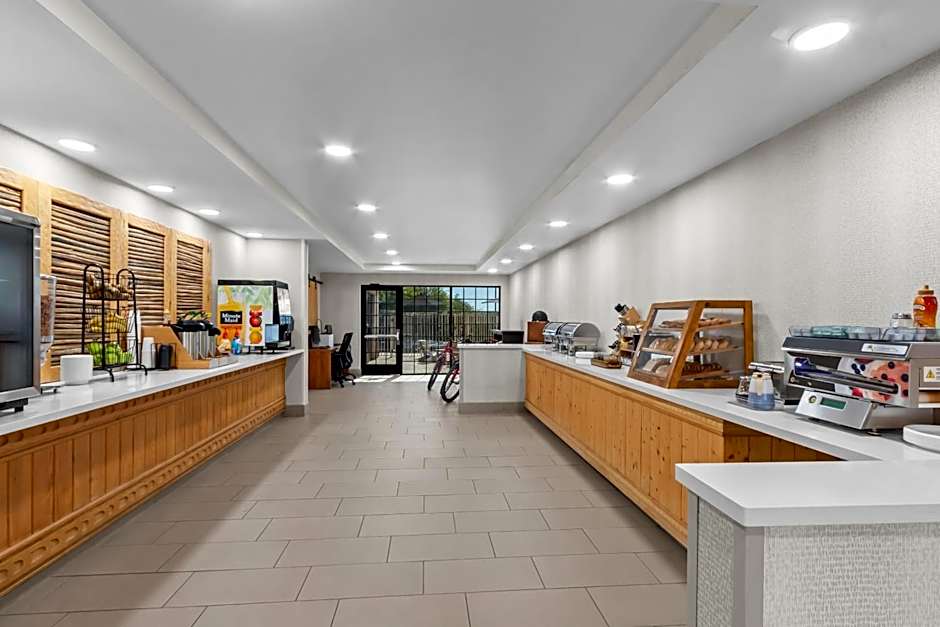 Red Lion Inn & Suites Goodyear - West Phoenix