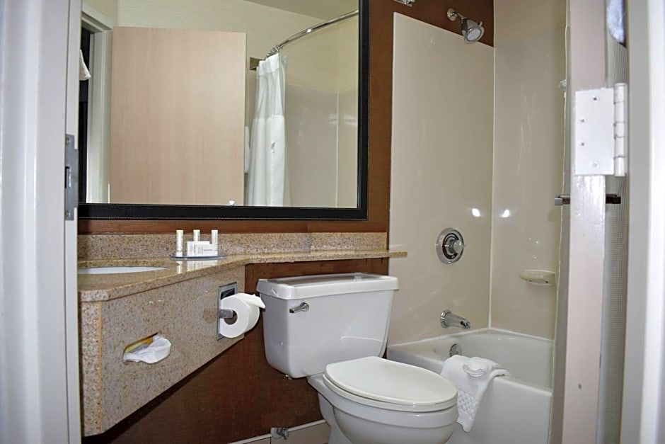 Fairfield Inn & Suites Kansas City Liberty