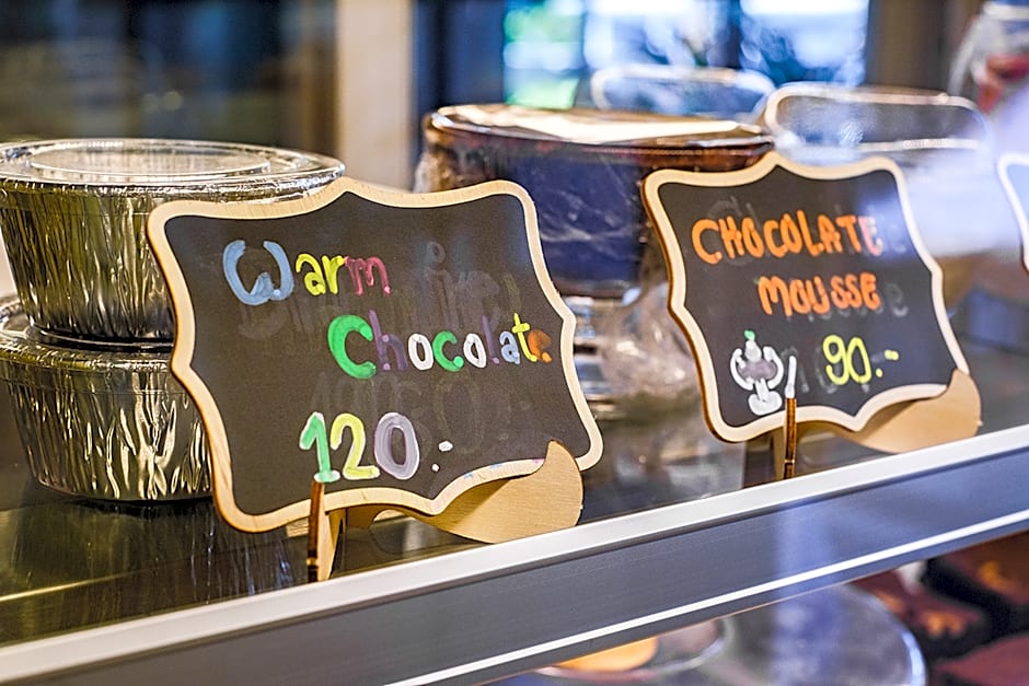 Breakers Hotel Rawai