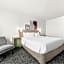 Spark by Hilton Pelham Birmingham I 65