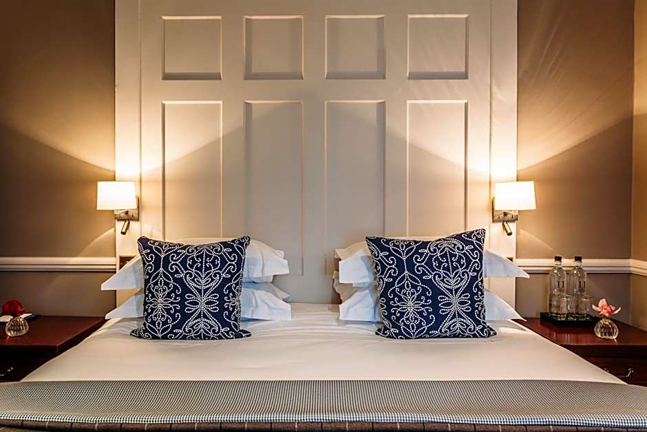 No.11 Cadogan Gardens