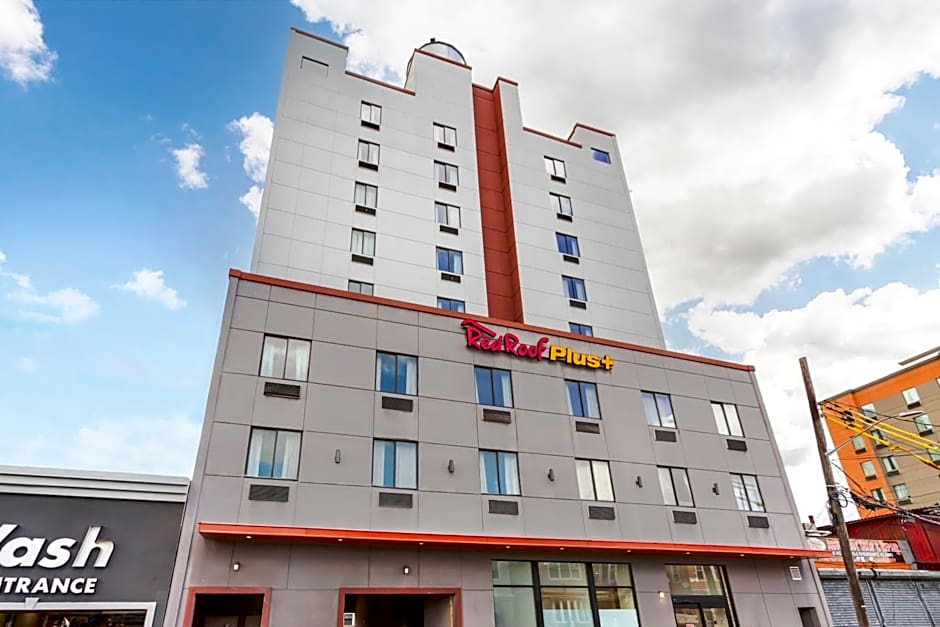 Red Roof PLUS+ Jamaica, NY - JFK Airport 