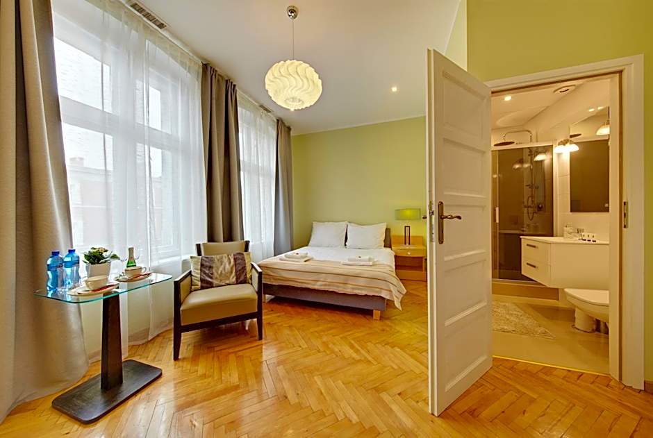 Jagiellonska 3 ApartHotel - Duze przestronne pokoje, centrum miasta, szybkie WiFi