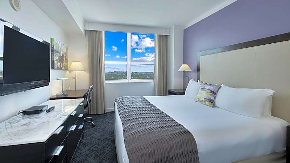 Photo 1 of 9 of 1 King Bed with Sofabed Suite, City View, Balcony