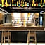 Weilaideng Hotel (Guangzhou Zhujiang New Town Jinan University Store)