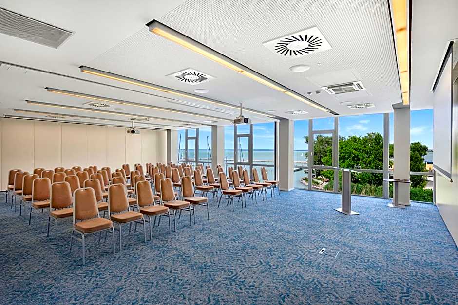 Hotel Yacht Wellness & Business