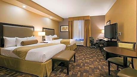 Queen Room with Two Queen Beds - Non-Smoking