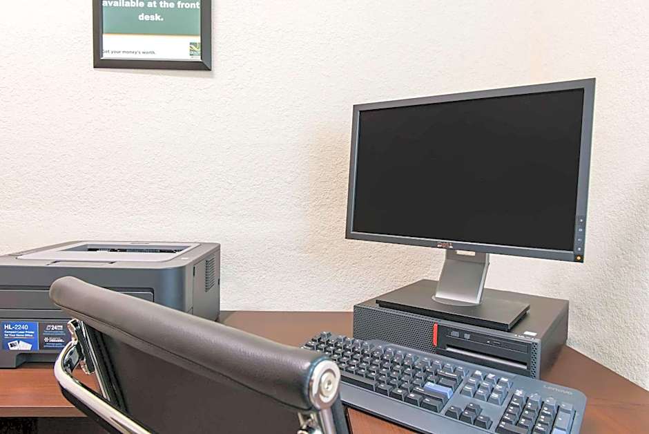 Quality Inn & Suites Anderson I-69