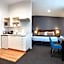 Gilmer Apartment Hotel