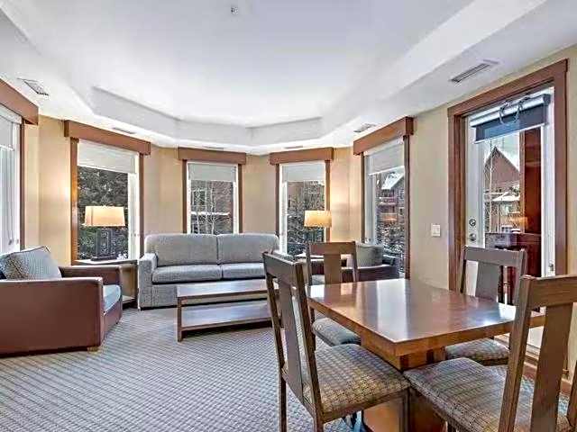 Sunny Tranquil Woods Turret in Falcon Crest Lodge