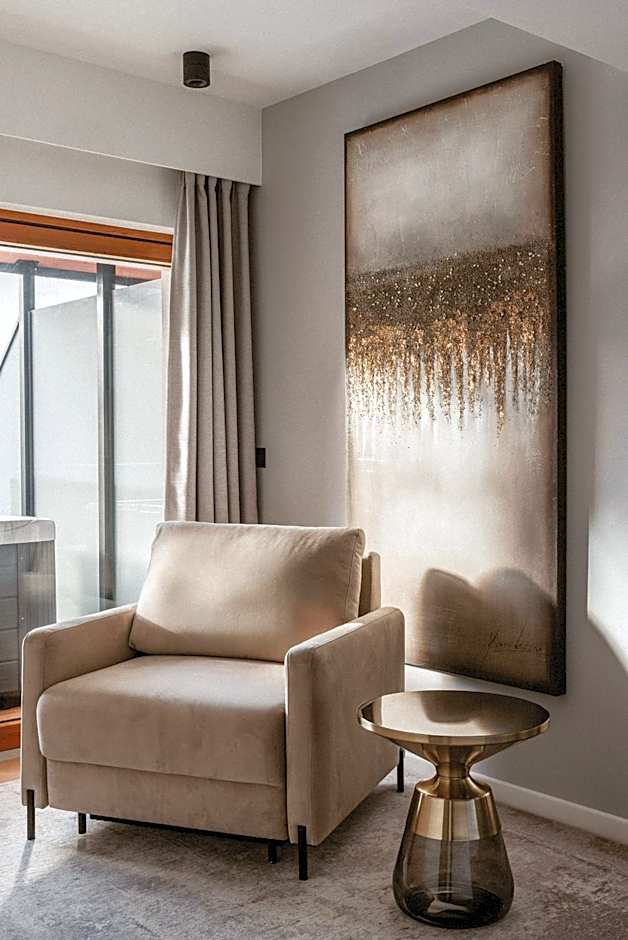 Mountain Diamond Resort