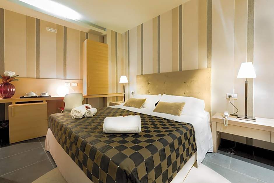 El Homs Palace Hotel