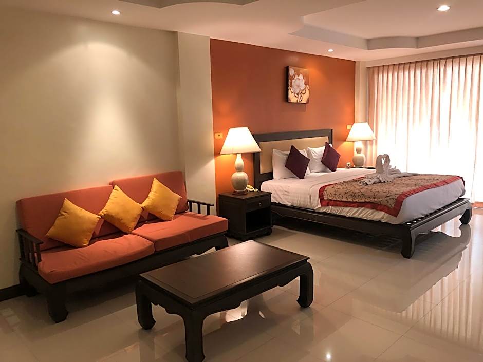 Sooksabai Jomtien Beach Hotel – Pattaya, DC